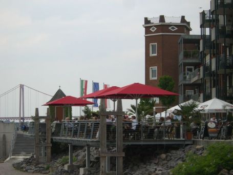 Emmerich : Rheinpromenade